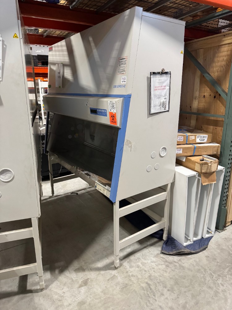 Image of Thermo 1300 Series A2 6' BioSafety Cabinet